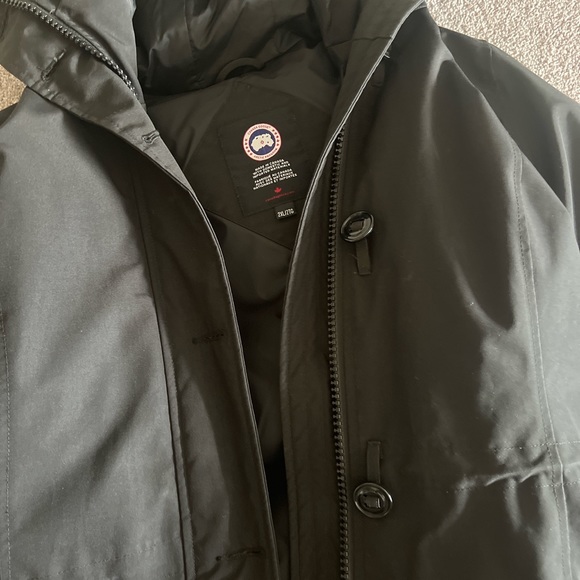 Canada Goose Jacket - Picture 2 of 8